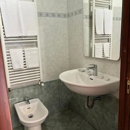 Window To The Tower Bed & Breakfast Pisa