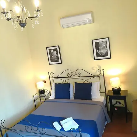 Window To The Tower Bed & Breakfast Pisa