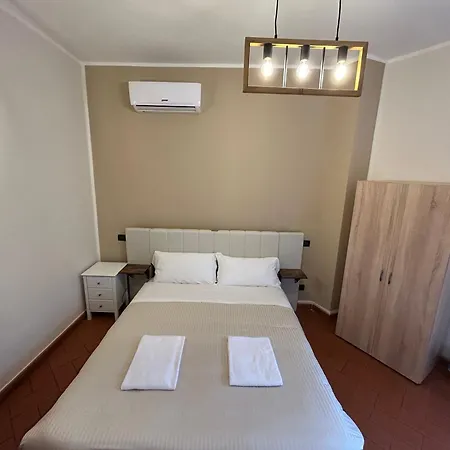 Bed & Breakfast Window To The Tower 3*