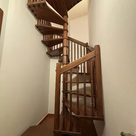 Window To The Tower Bed & Breakfast 3*
